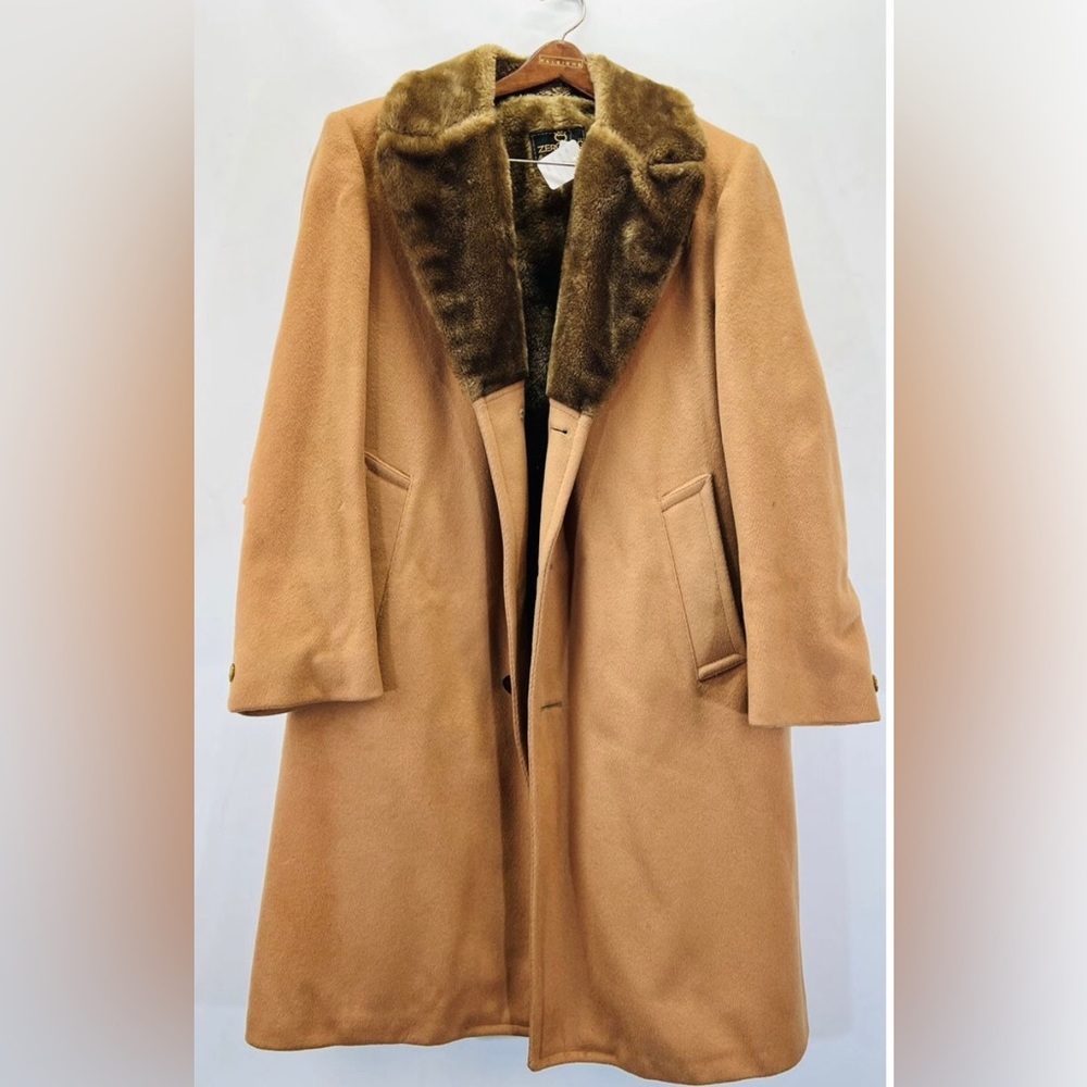 Vintage Zero King 100% Pure Virgin Wool Long Tan Coat -Faux Fur